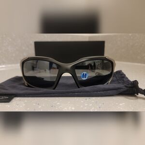 OAKLEY PIT BOSS 1 MATTE BLACK IRIDIUM POLARIZED TITANIUM SUNGLASSES 03-303 ELITE